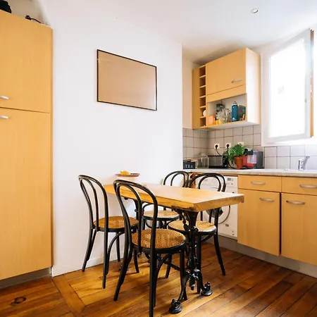Quirky 1 Bedroom Flat In * Paris